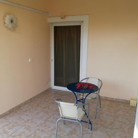 Studios Theodore Каламата Экстерьер фото