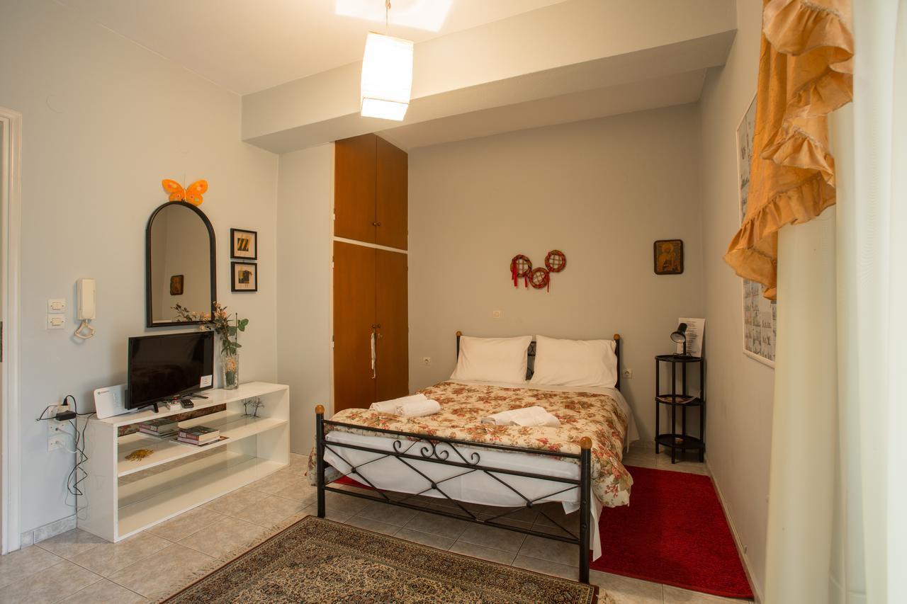 Studios Theodore Каламата Экстерьер фото