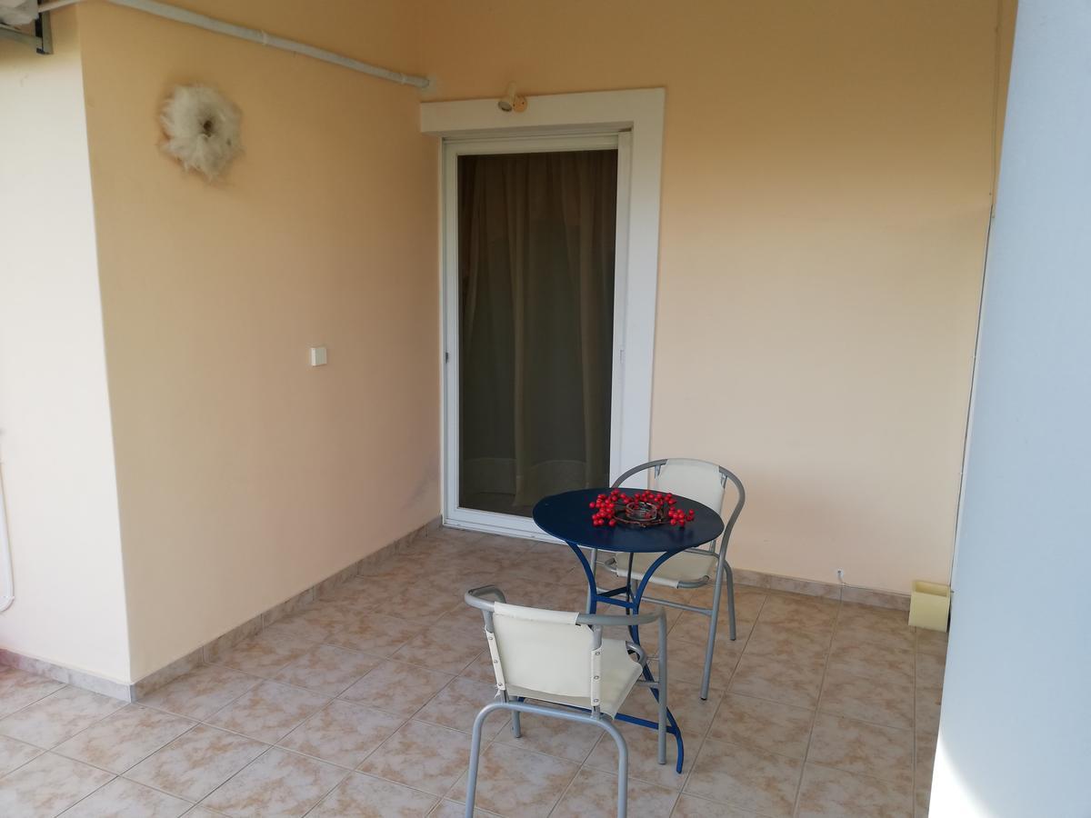 Studios Theodore Каламата Экстерьер фото