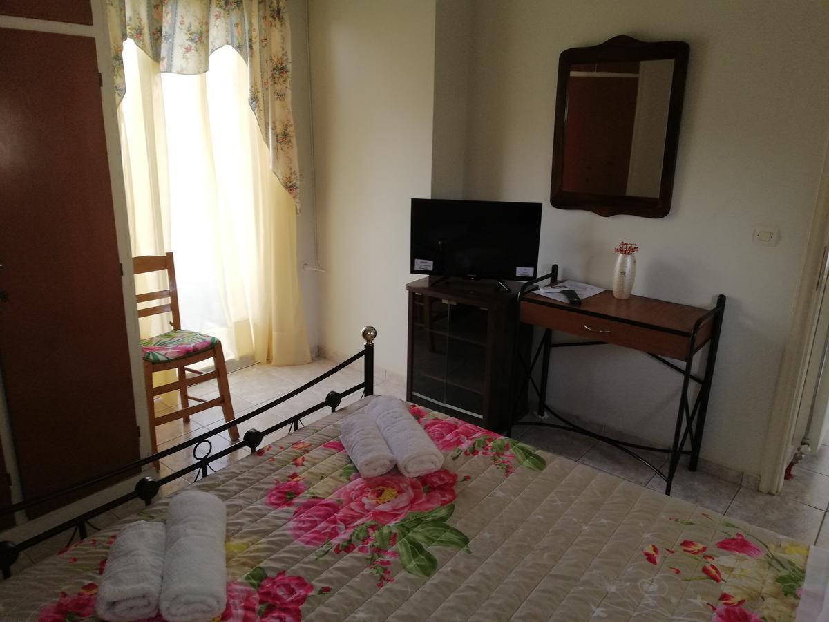 Studios Theodore Каламата Экстерьер фото